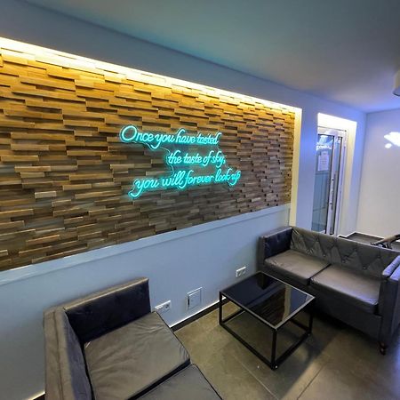 Aviators Guest House - Premium Room Strausberg Exteriér fotografie